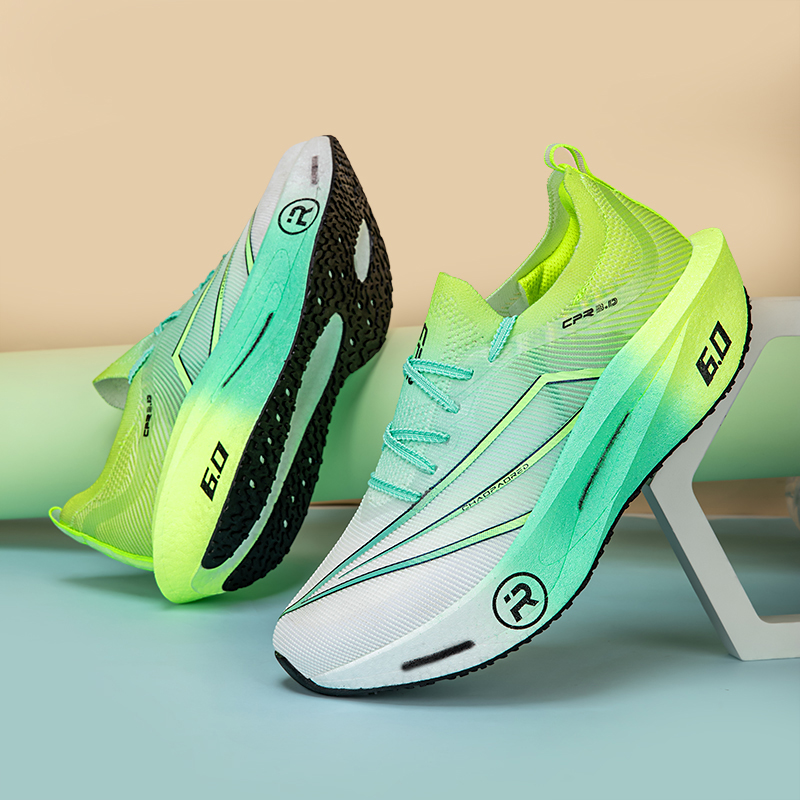 Scarpe da corsa da uomo con pi - Running Shoe Carbon recensione e prezzo