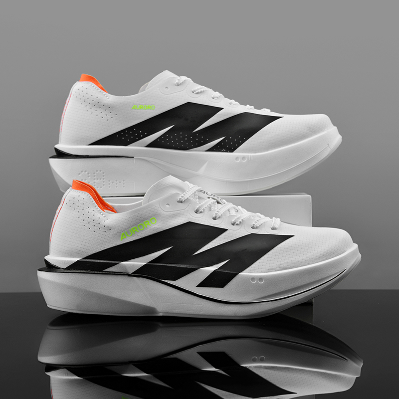 Scarpe da corsa da uomo con pi - Running Shoe Carbon recensione e prezzo
